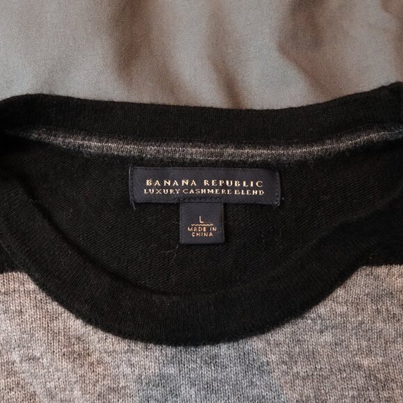 Banana Republic Striped Sweater - Picture 3 of 6